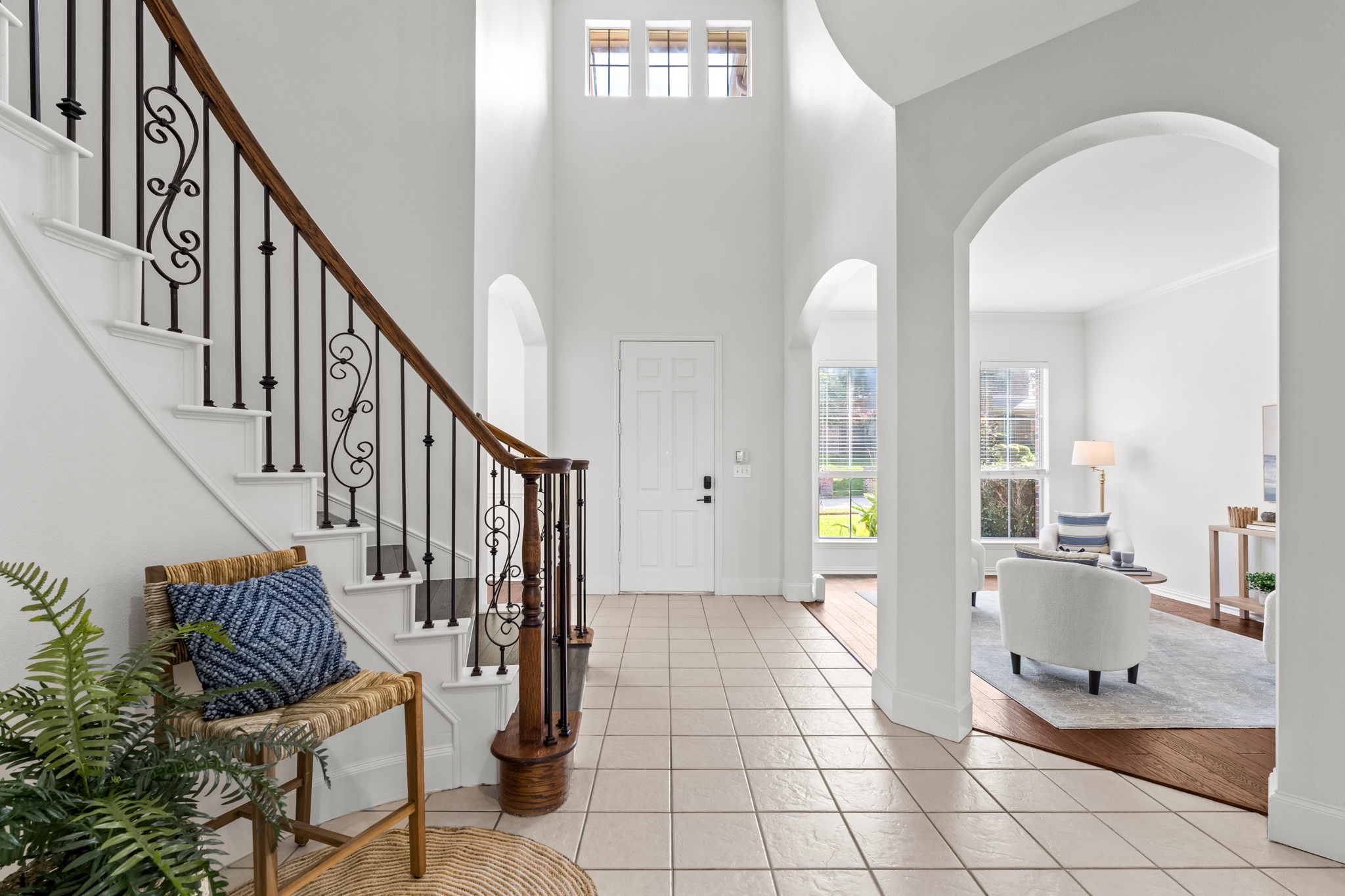 4821 Ravendale Drive