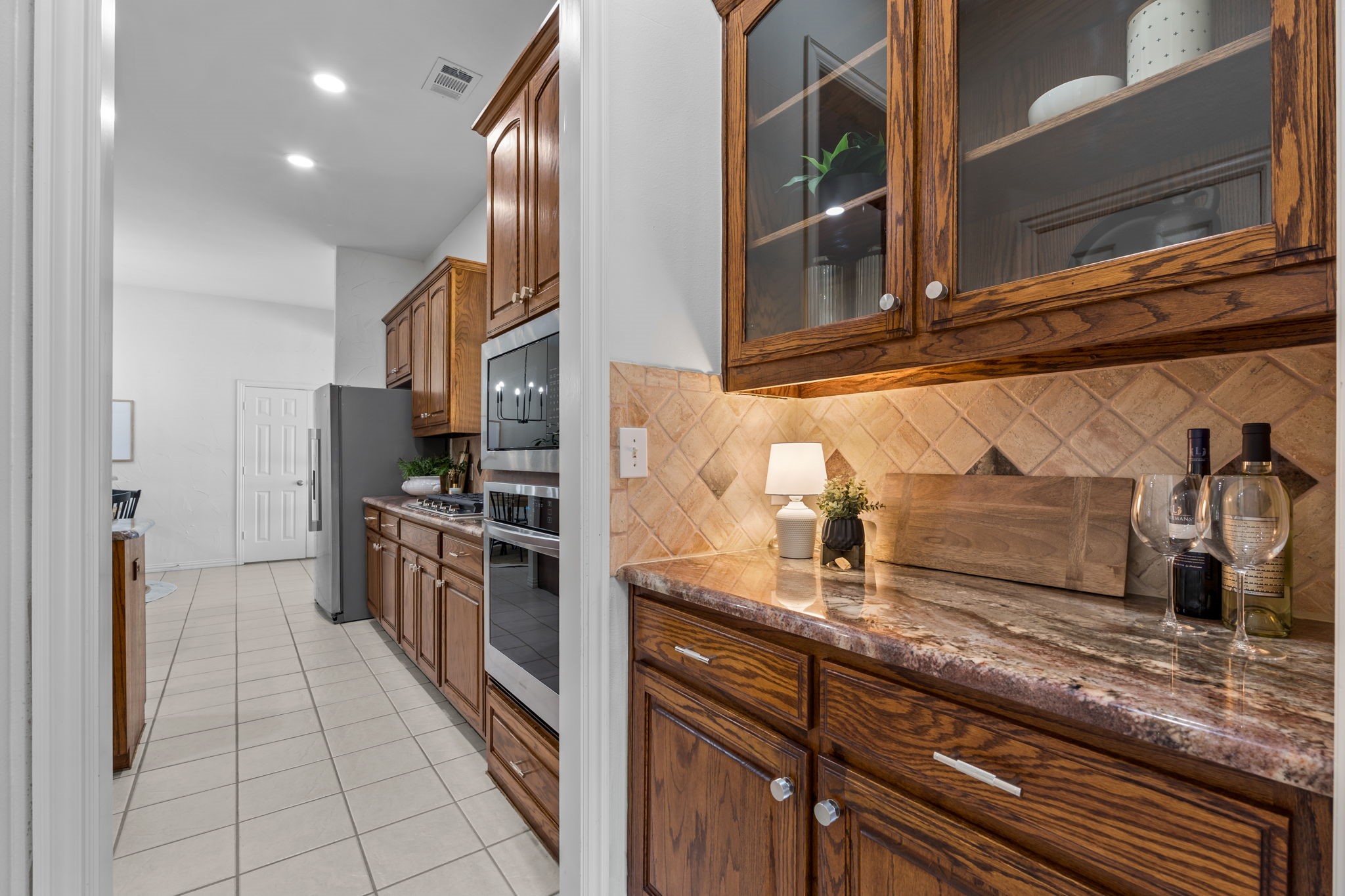 4821 Ravendale Drive