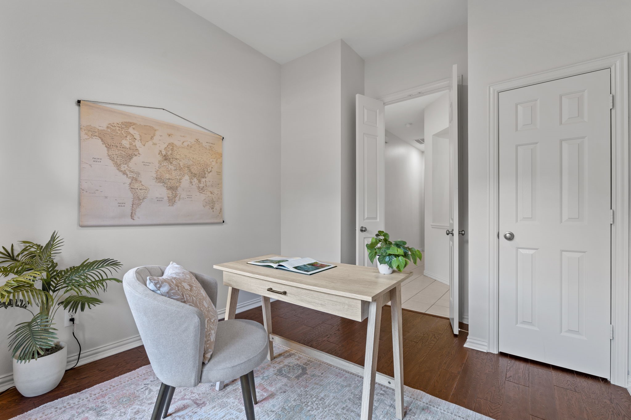 4821 Ravendale Drive