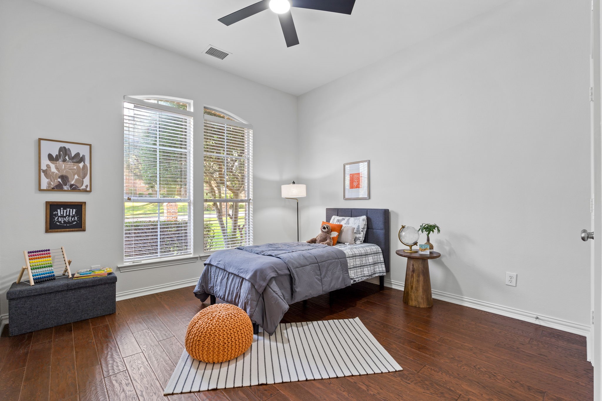 4821 Ravendale Drive