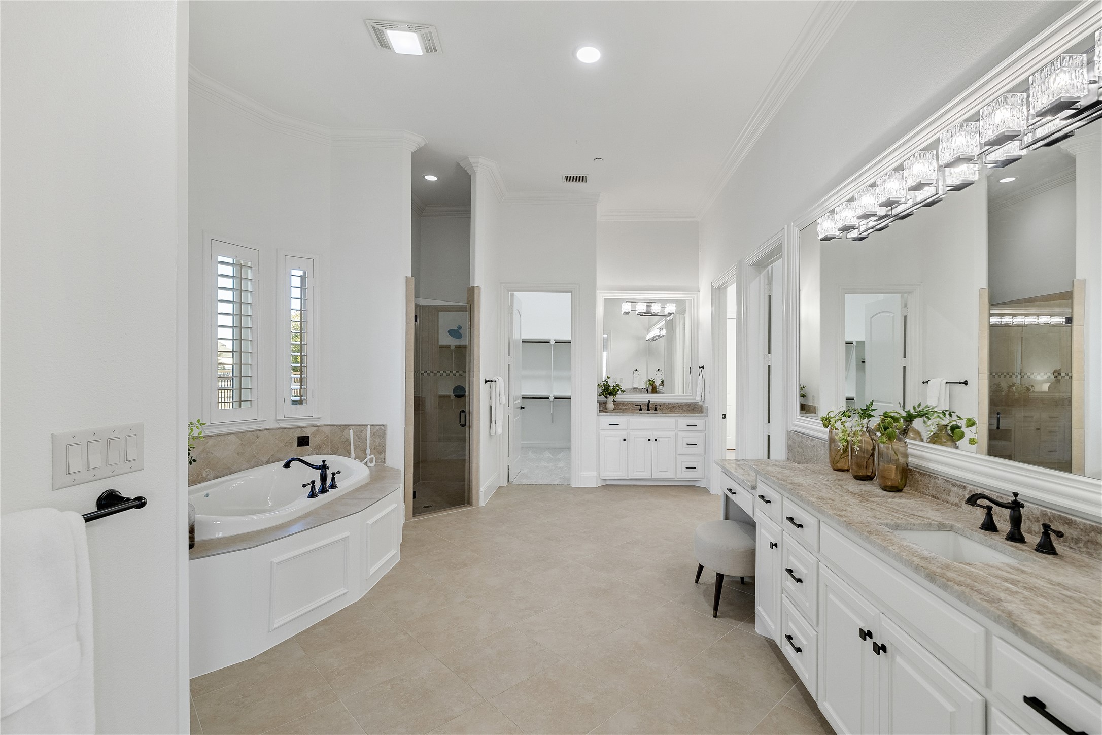 2032 Courtland Drive