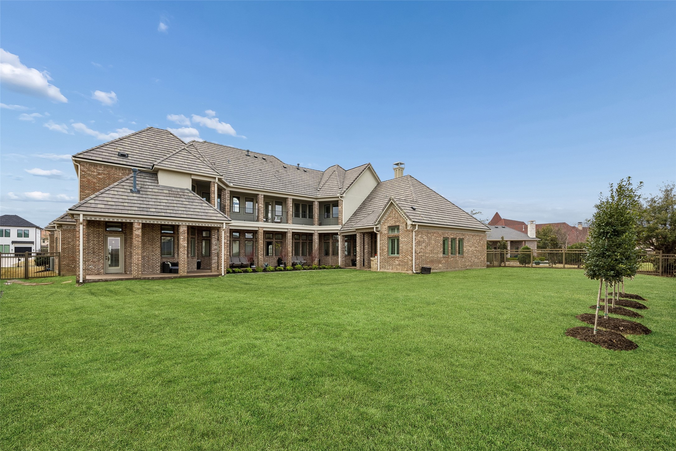 2032 Courtland Drive