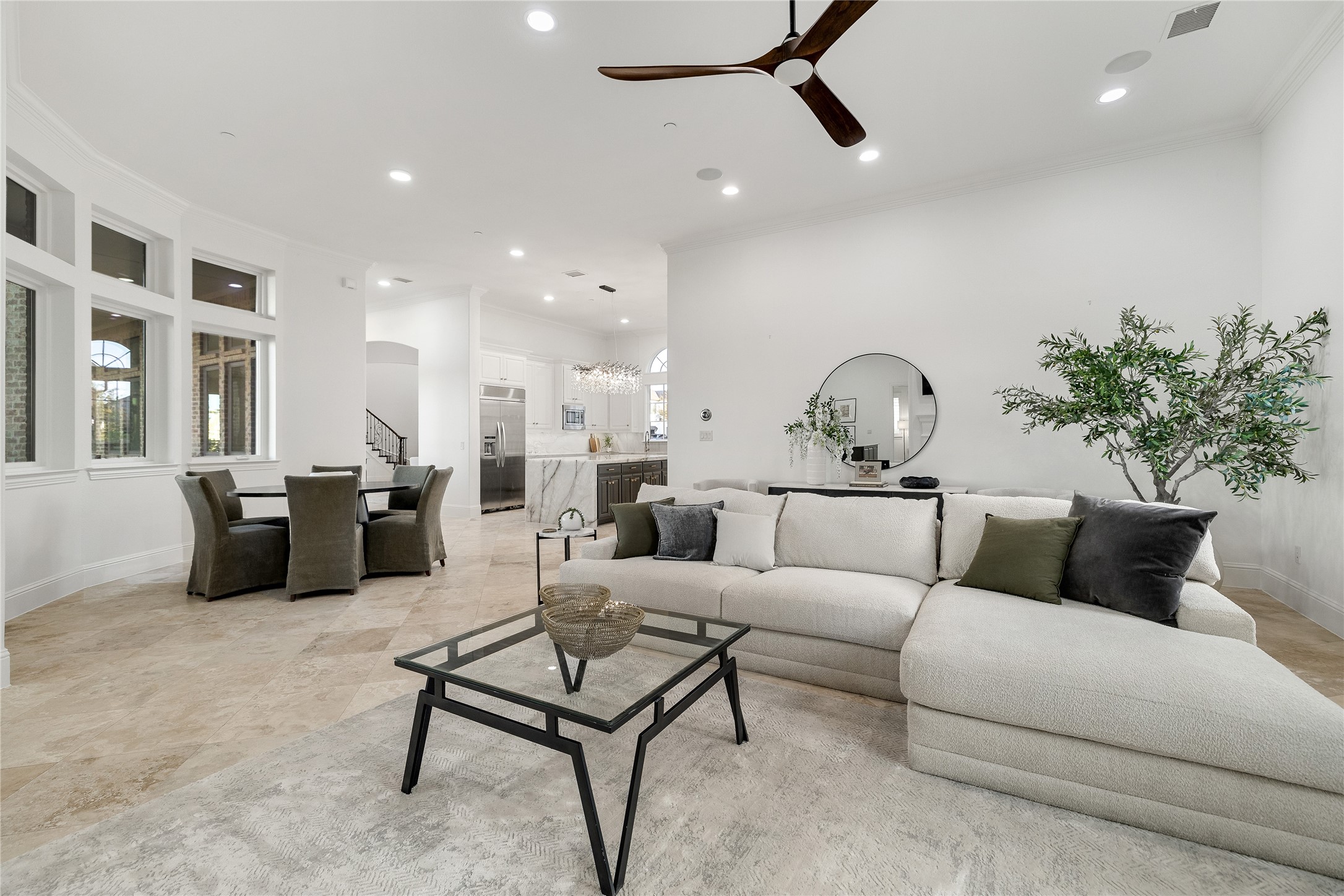 2032 Courtland Drive