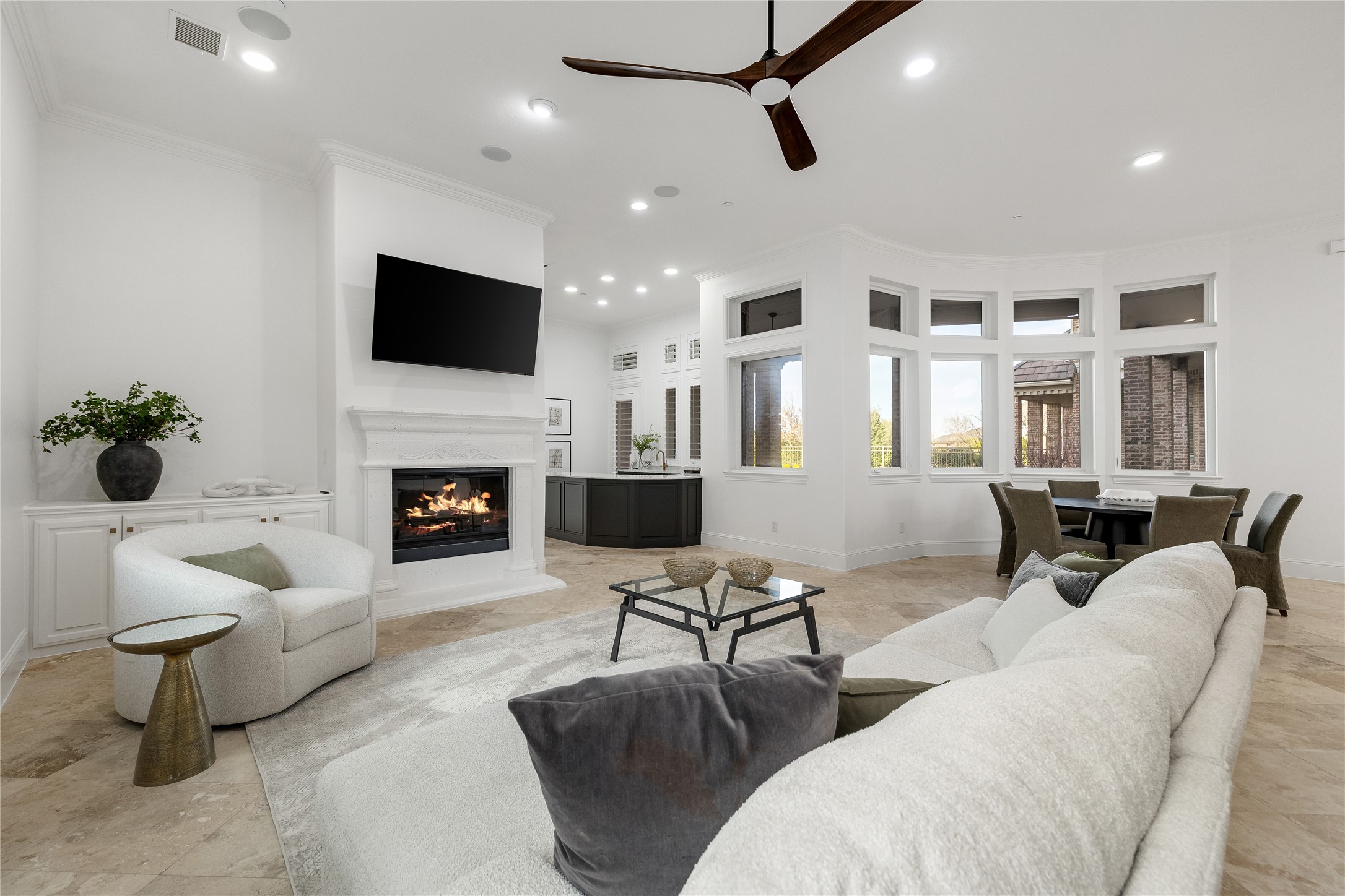 2032 Courtland Drive