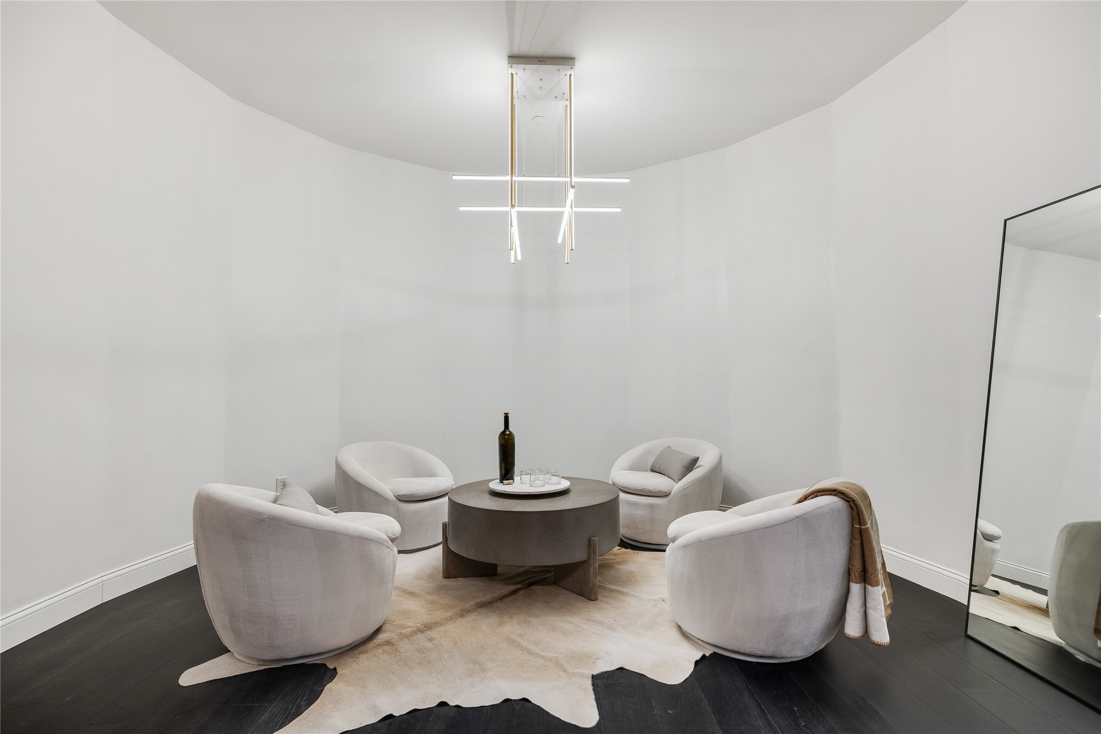 2032 Courtland Drive