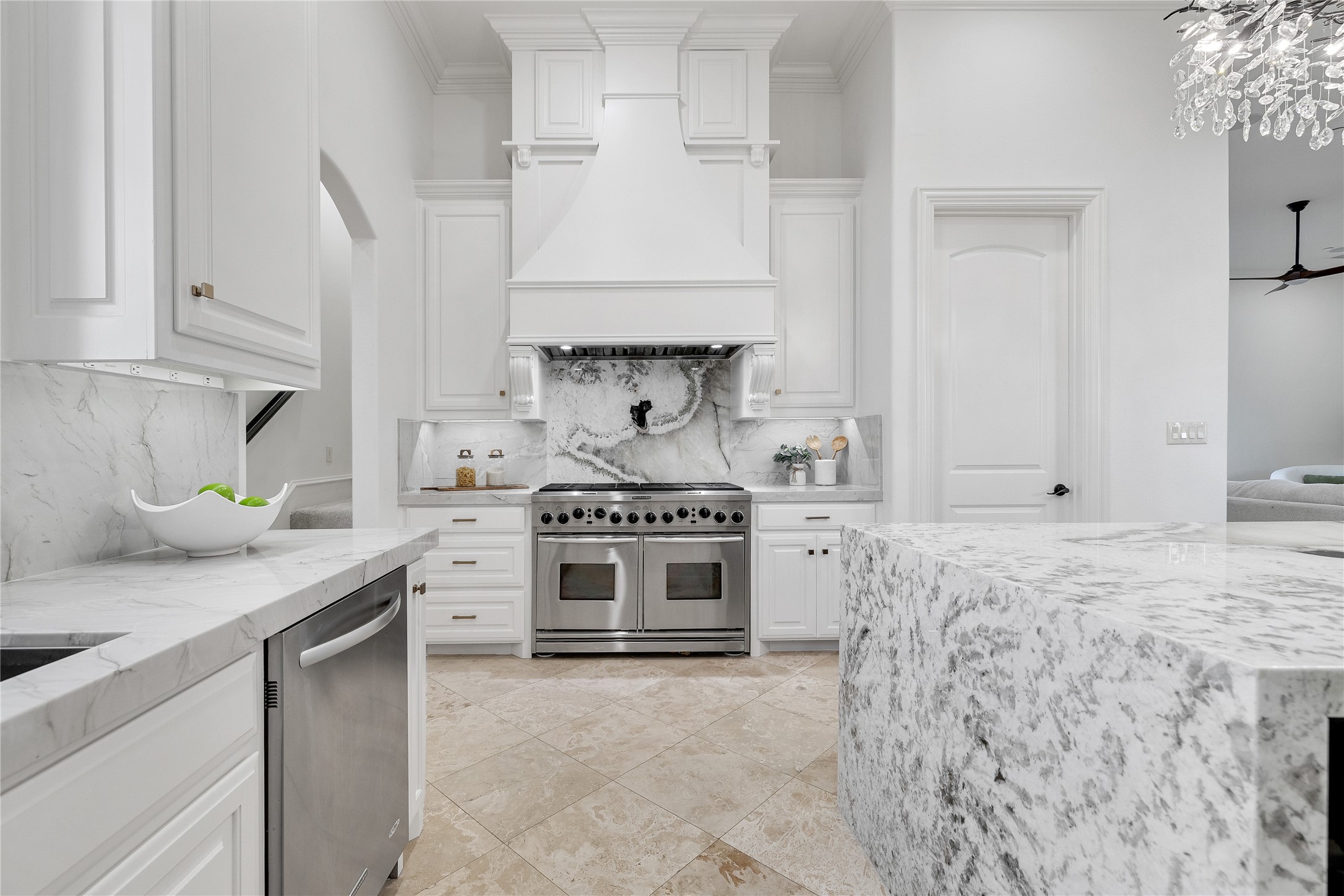 2032 Courtland Drive