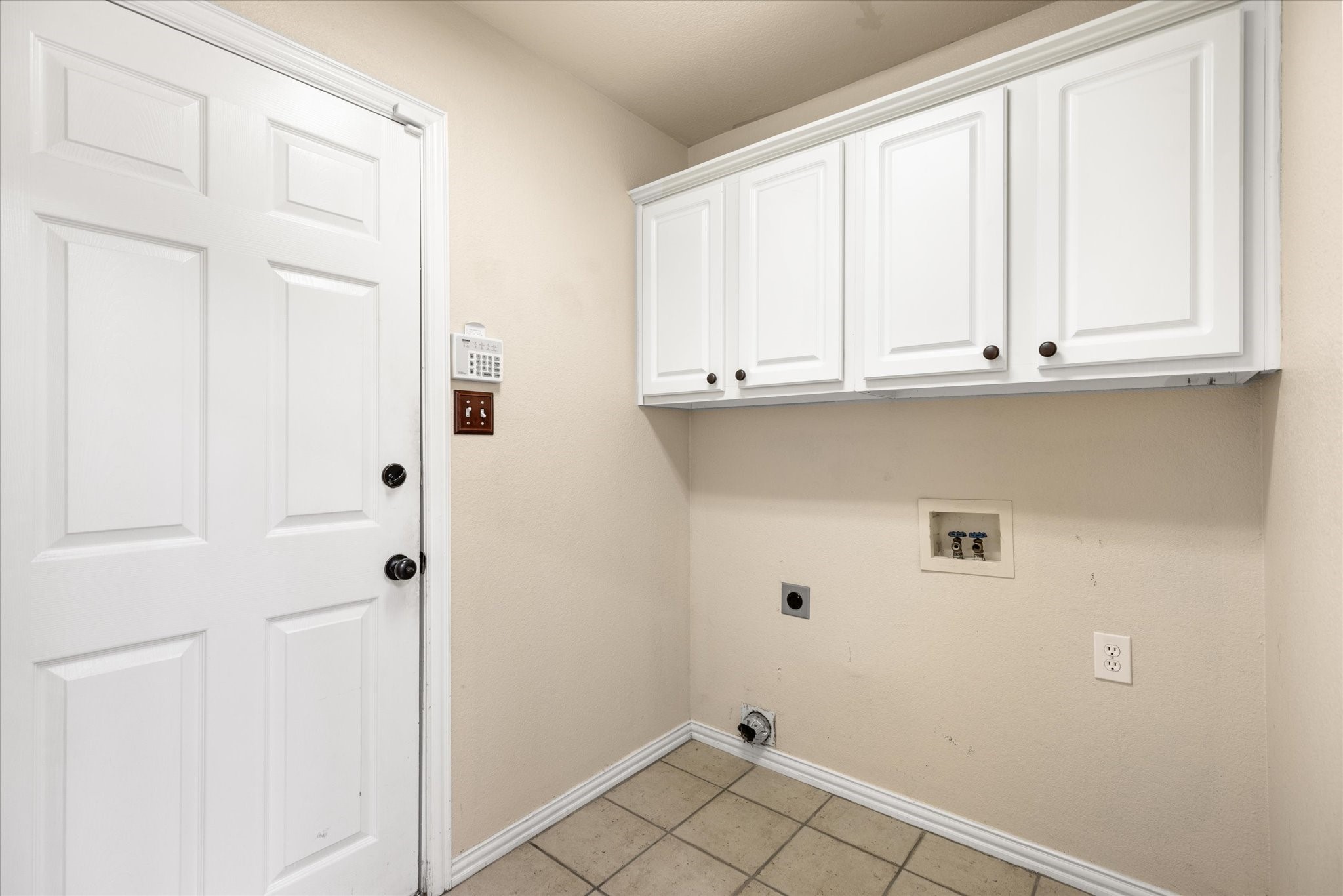 8013 Springmoss Drive