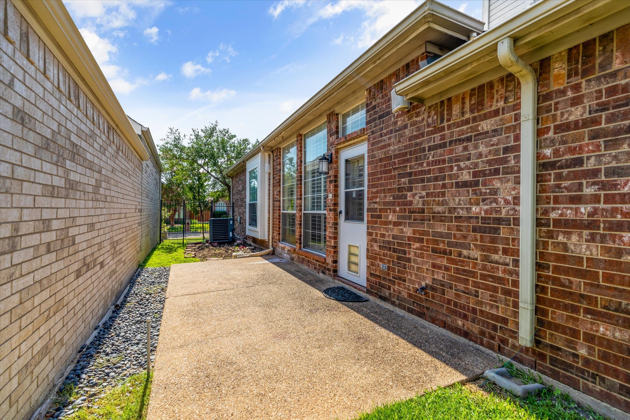 8013 Springmoss Drive