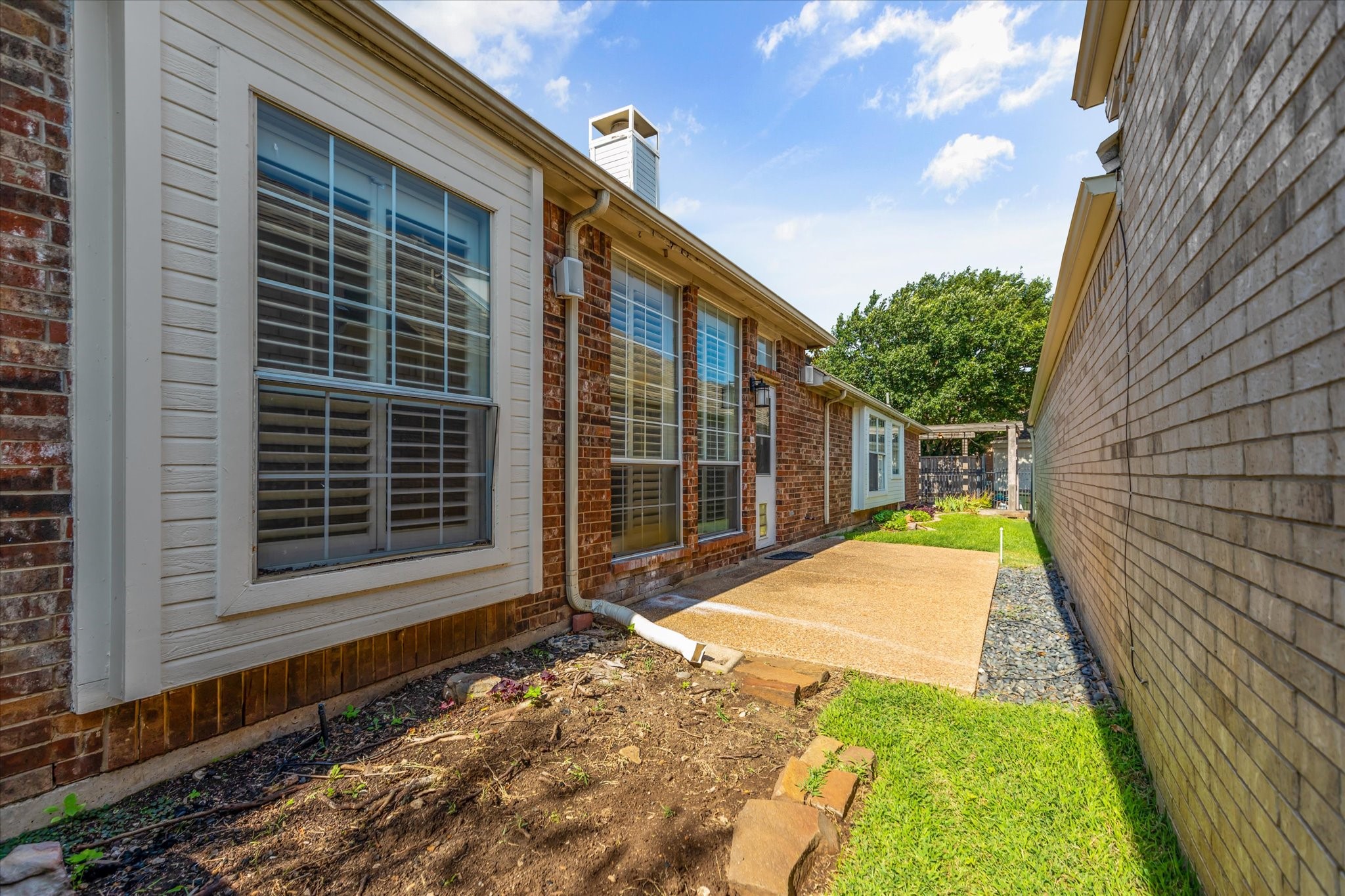 8013 Springmoss Drive