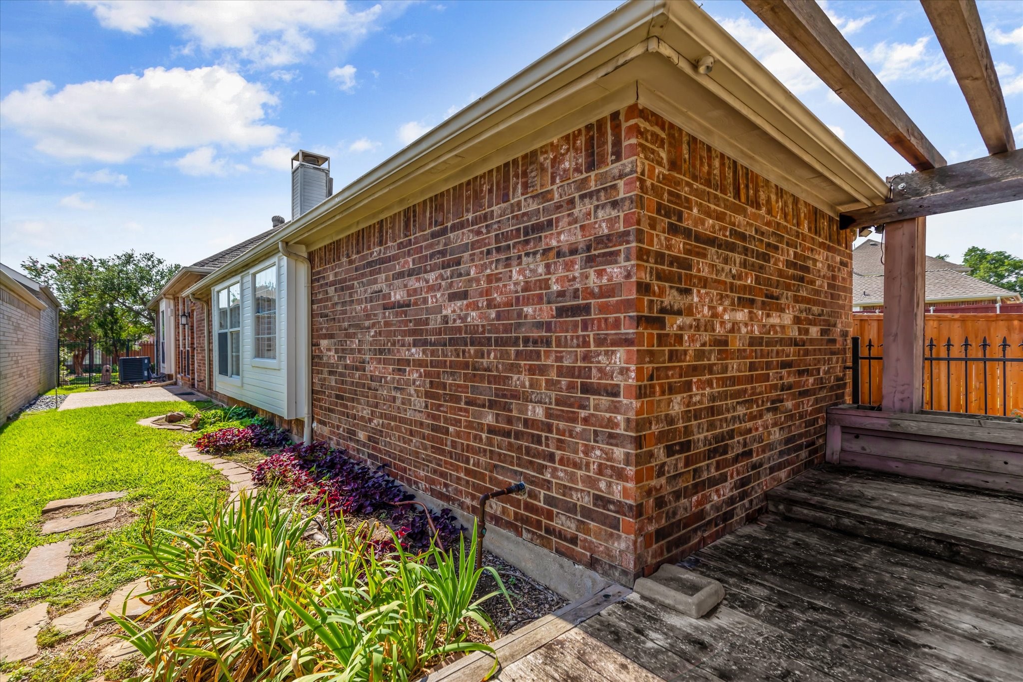 8013 Springmoss Drive