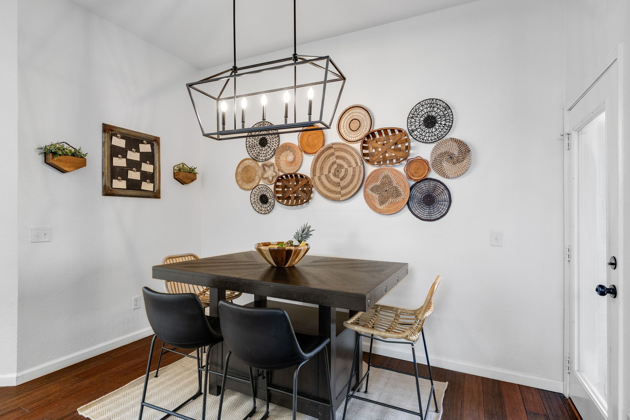 1170 Southampton Drive