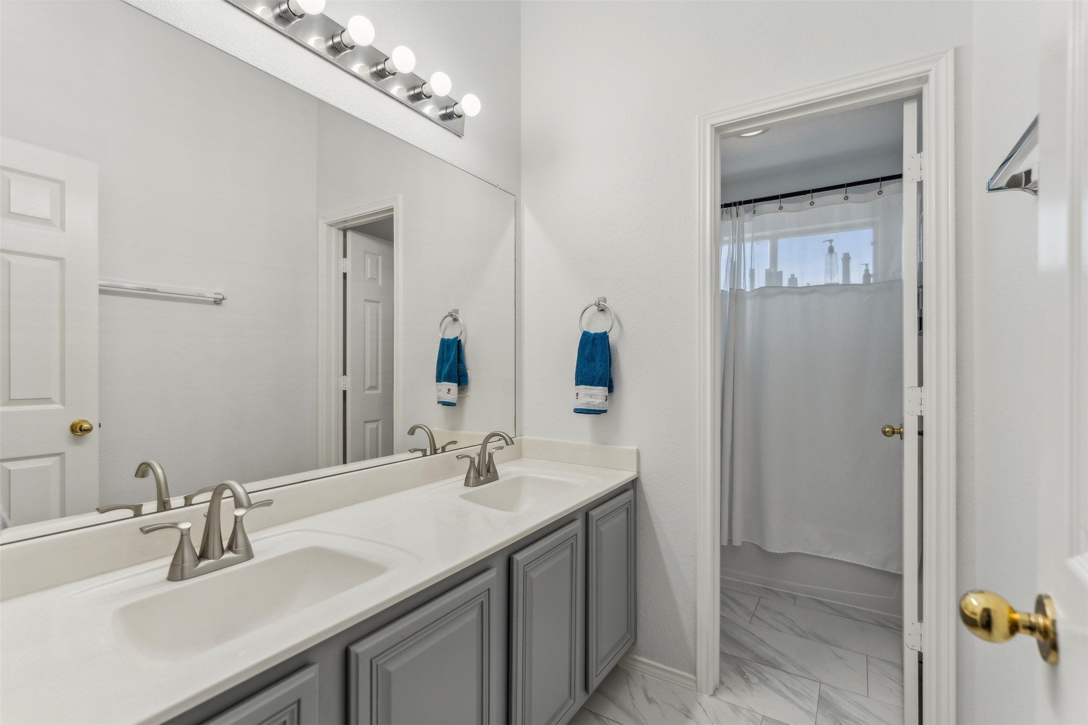 1501 Ector Drive