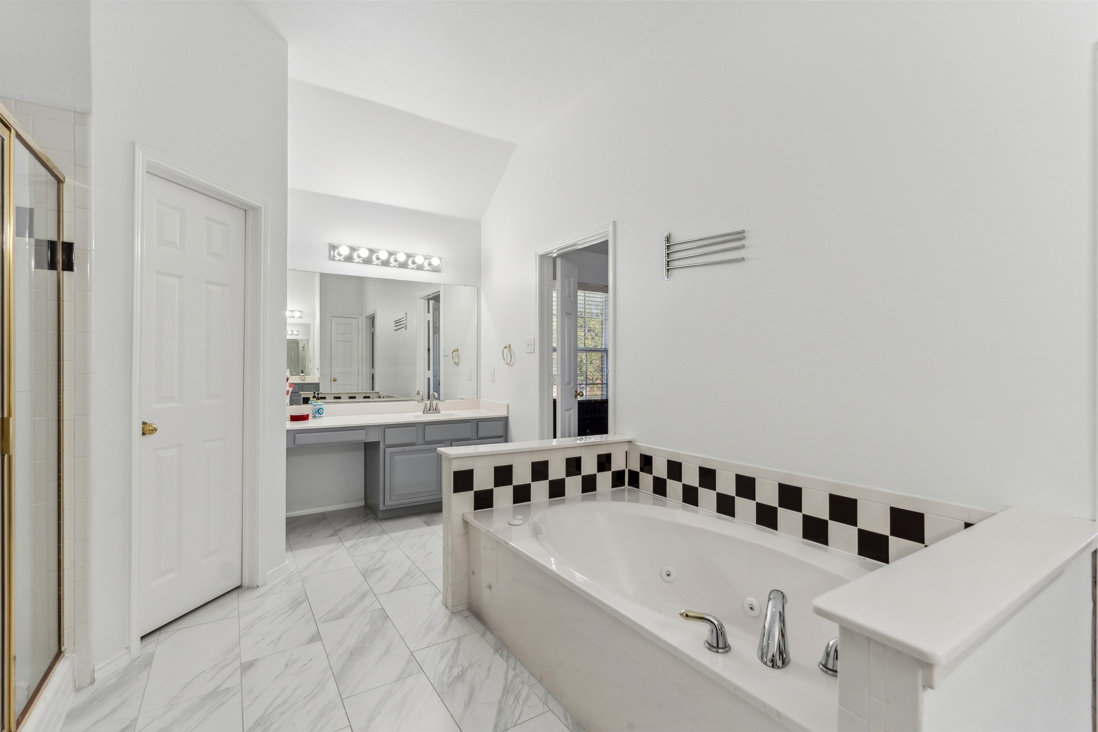 1501 Ector Drive