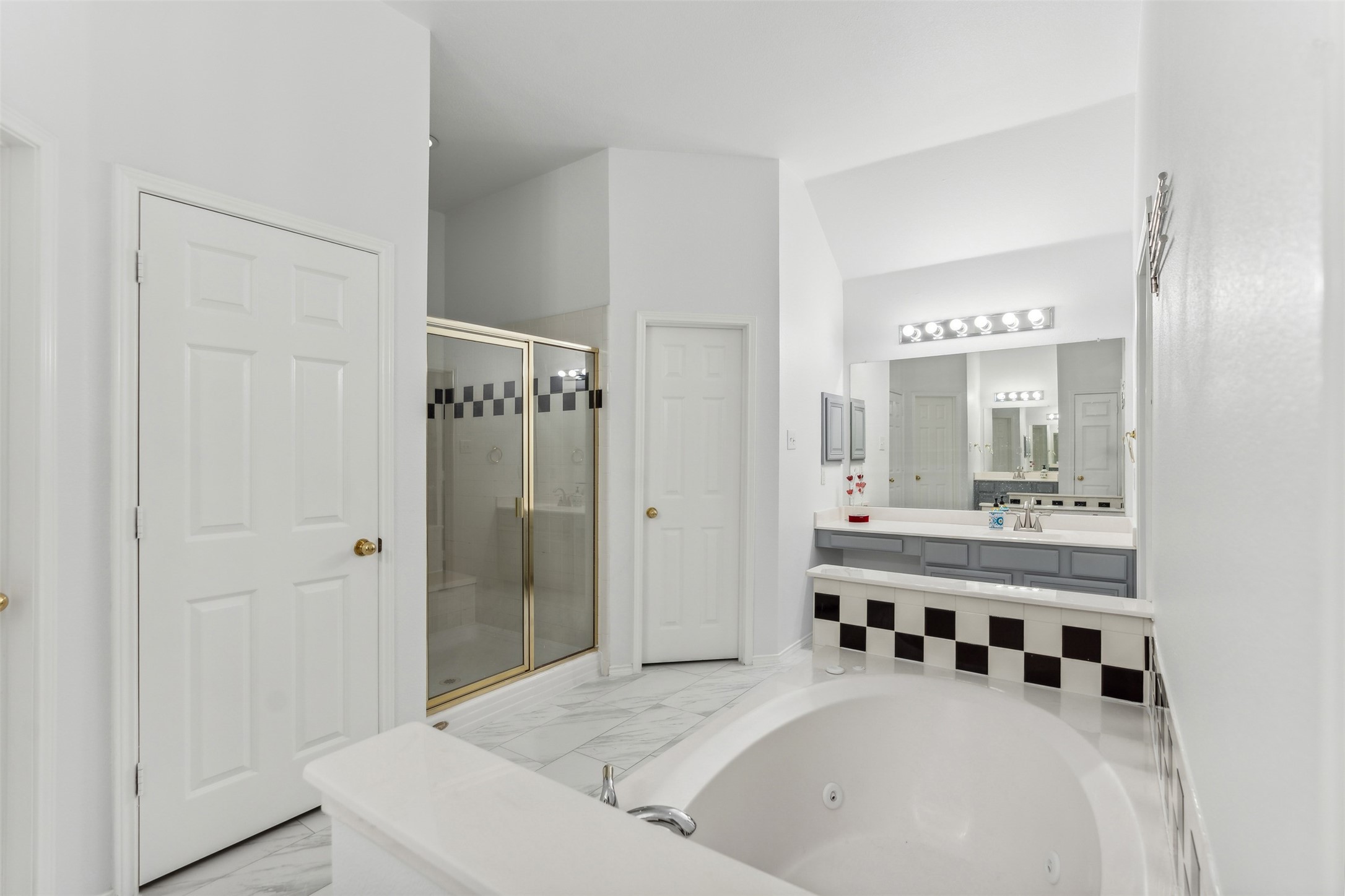 1501 Ector Drive