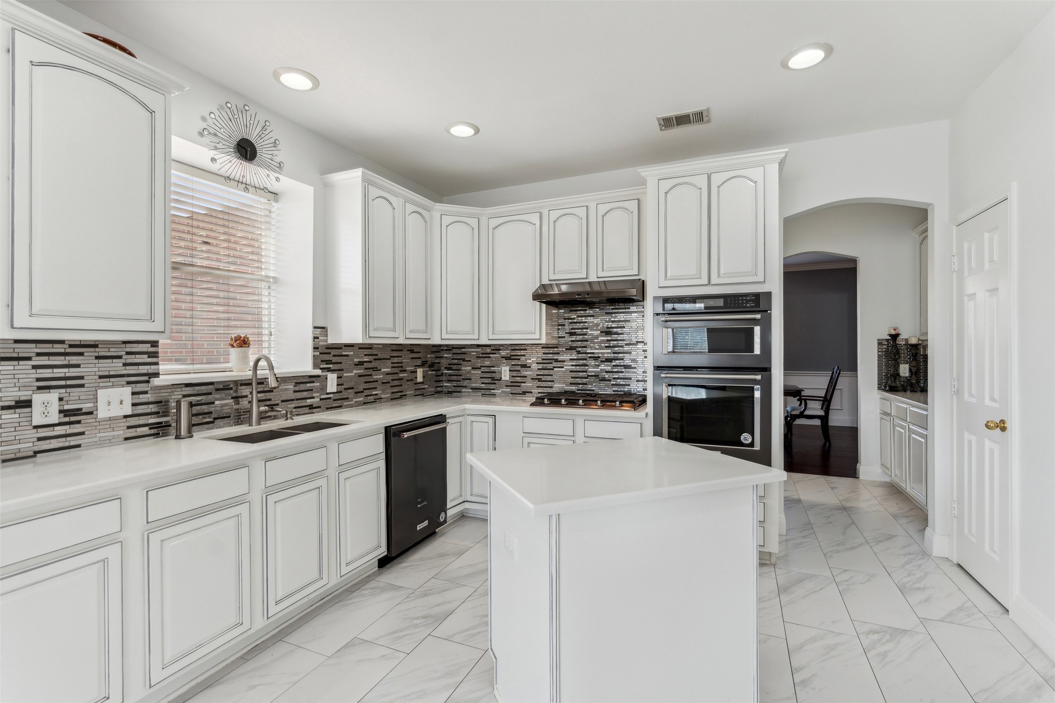 1501 Ector Drive