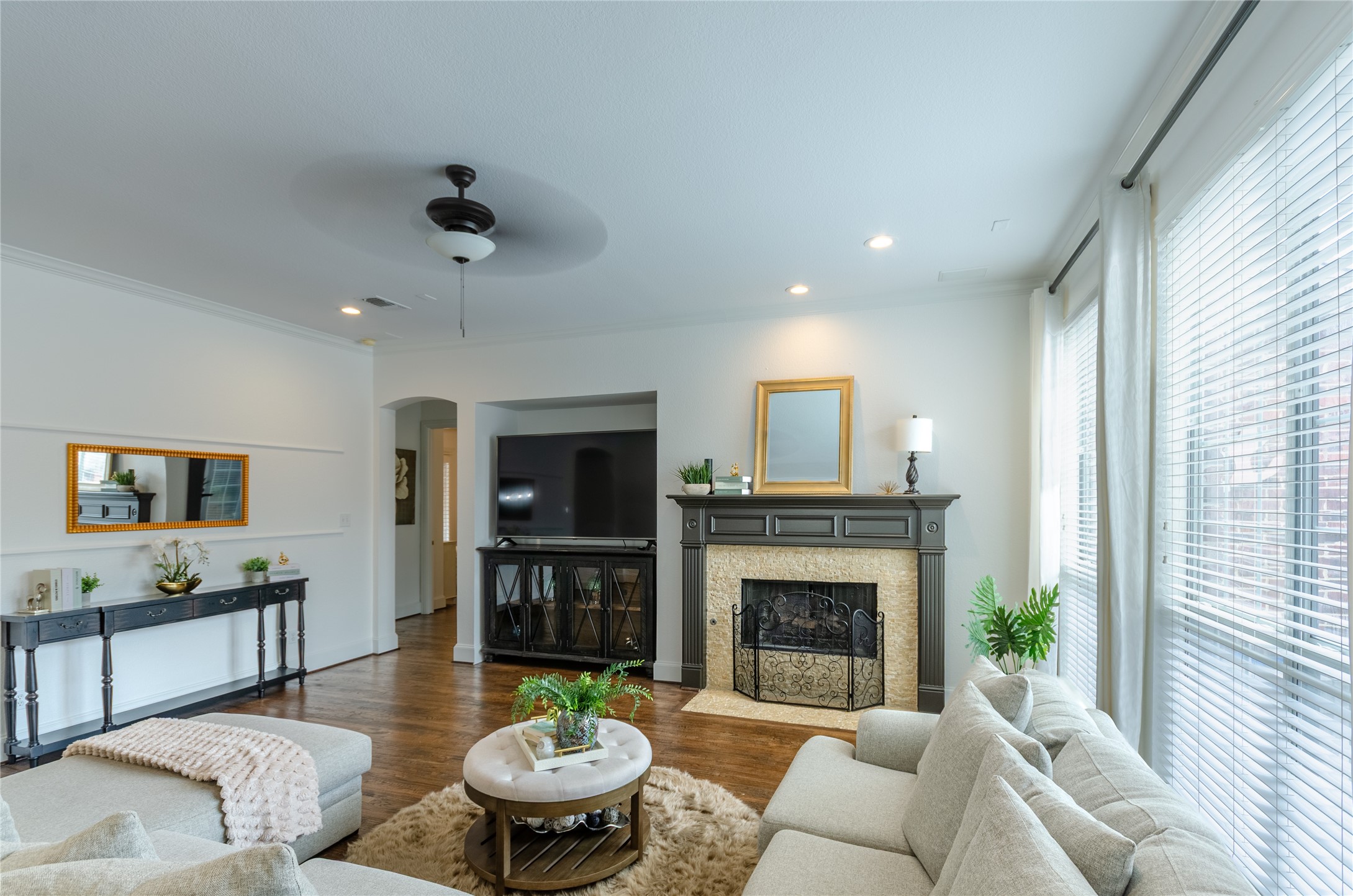 901 Woodcliff Drive