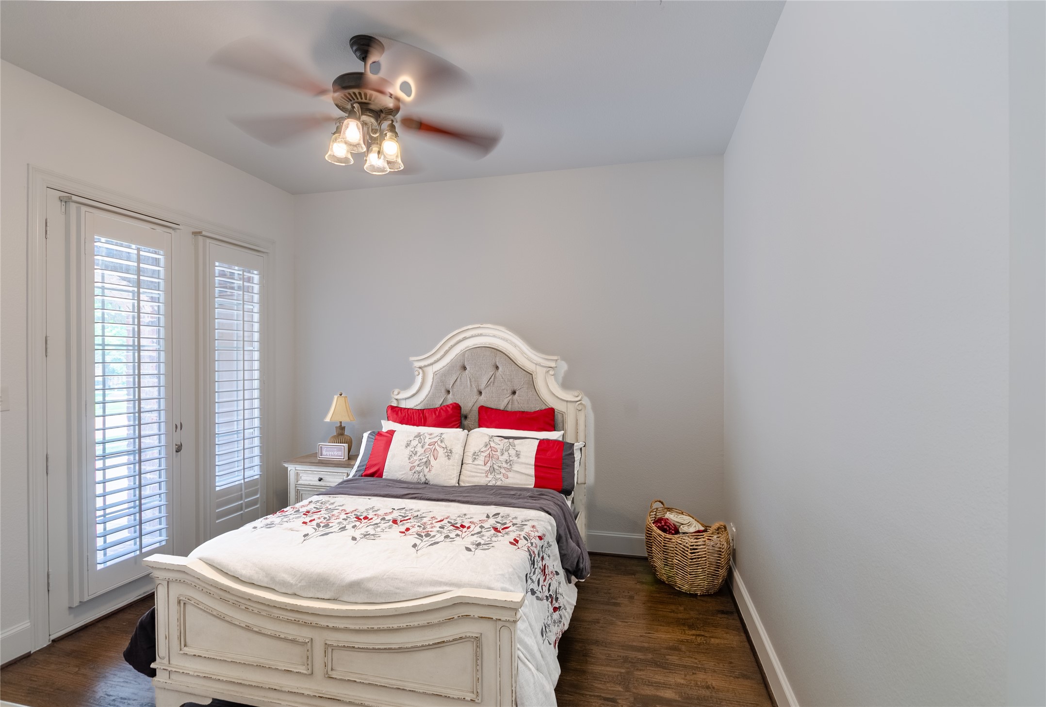 901 Woodcliff Drive