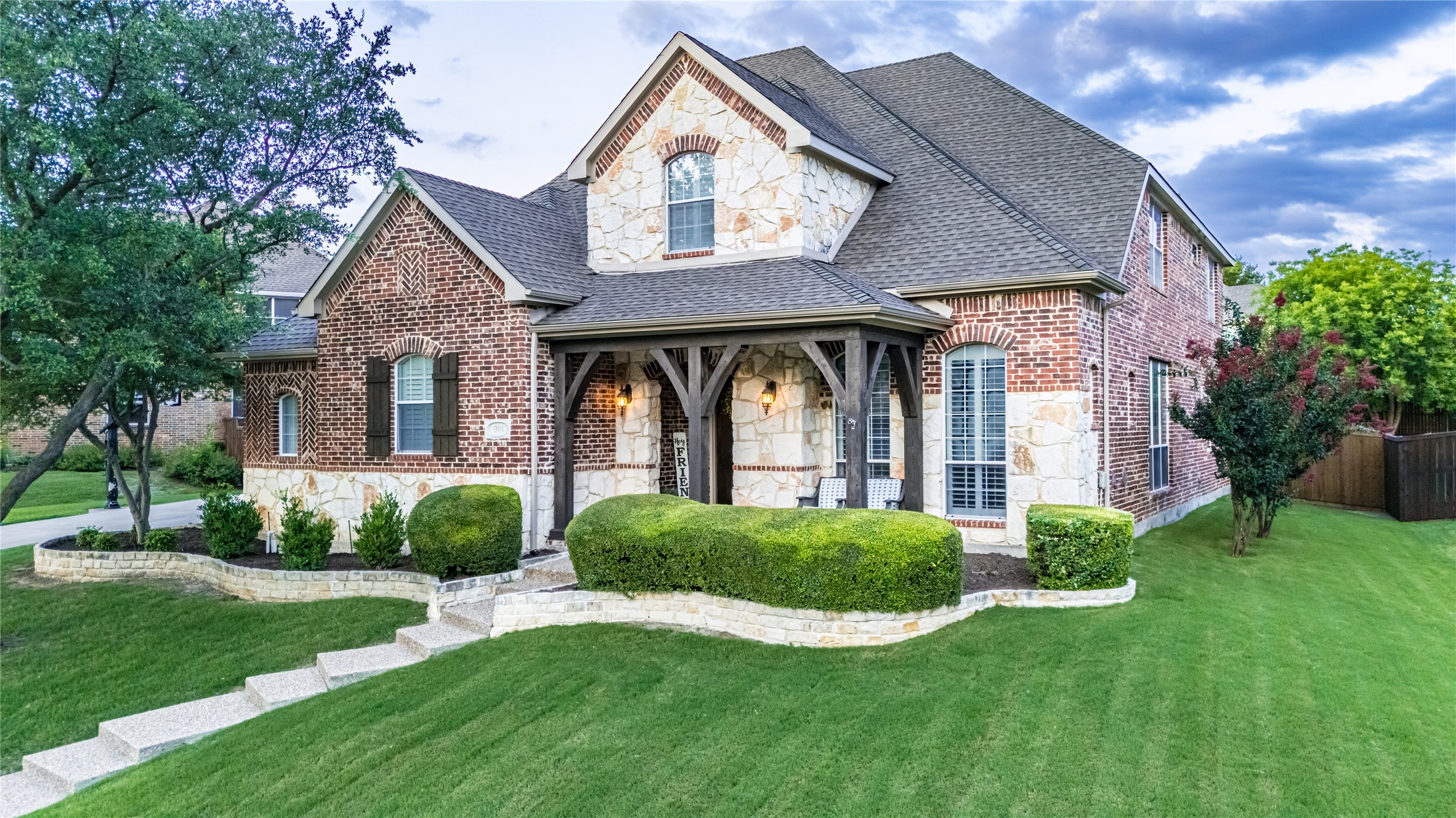 901 Woodcliff Drive