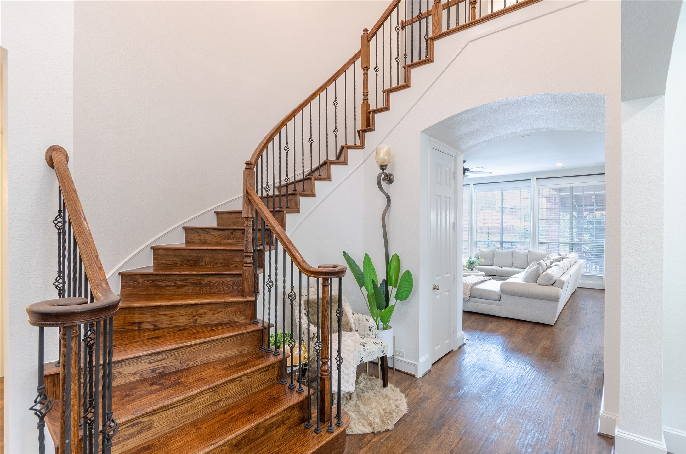 901 Woodcliff Drive