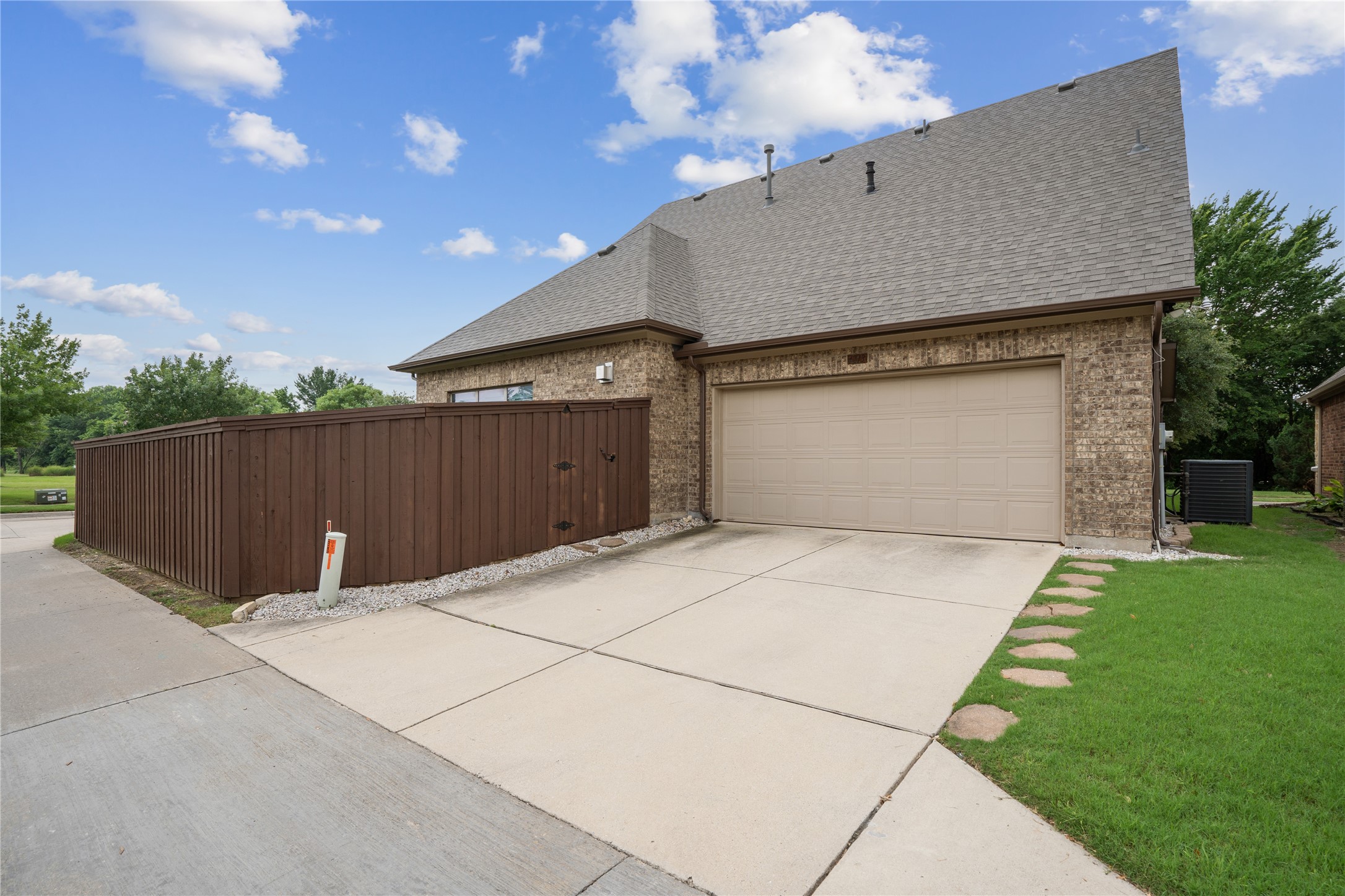 4213 Pecan Bend Lane