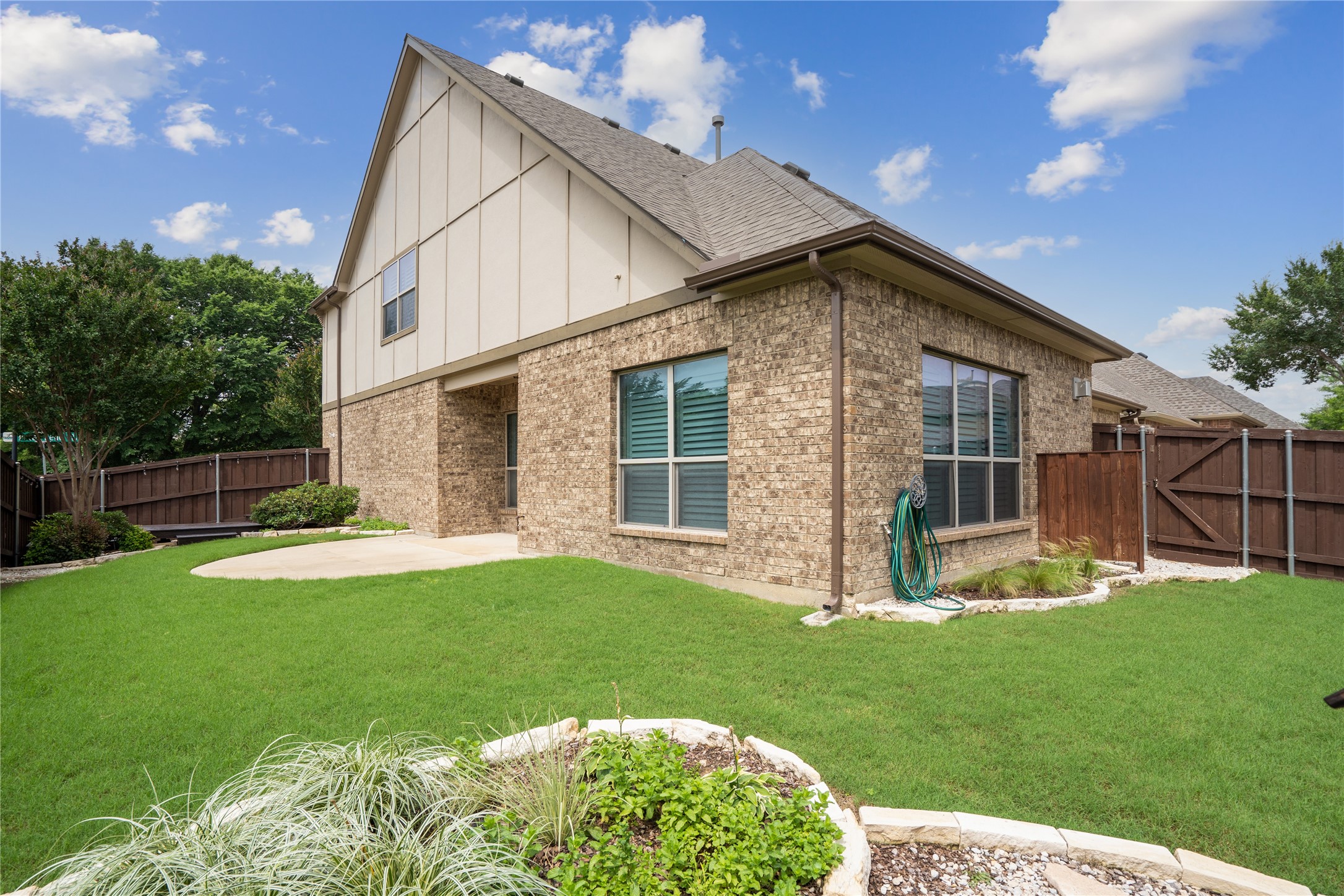 4213 Pecan Bend Lane