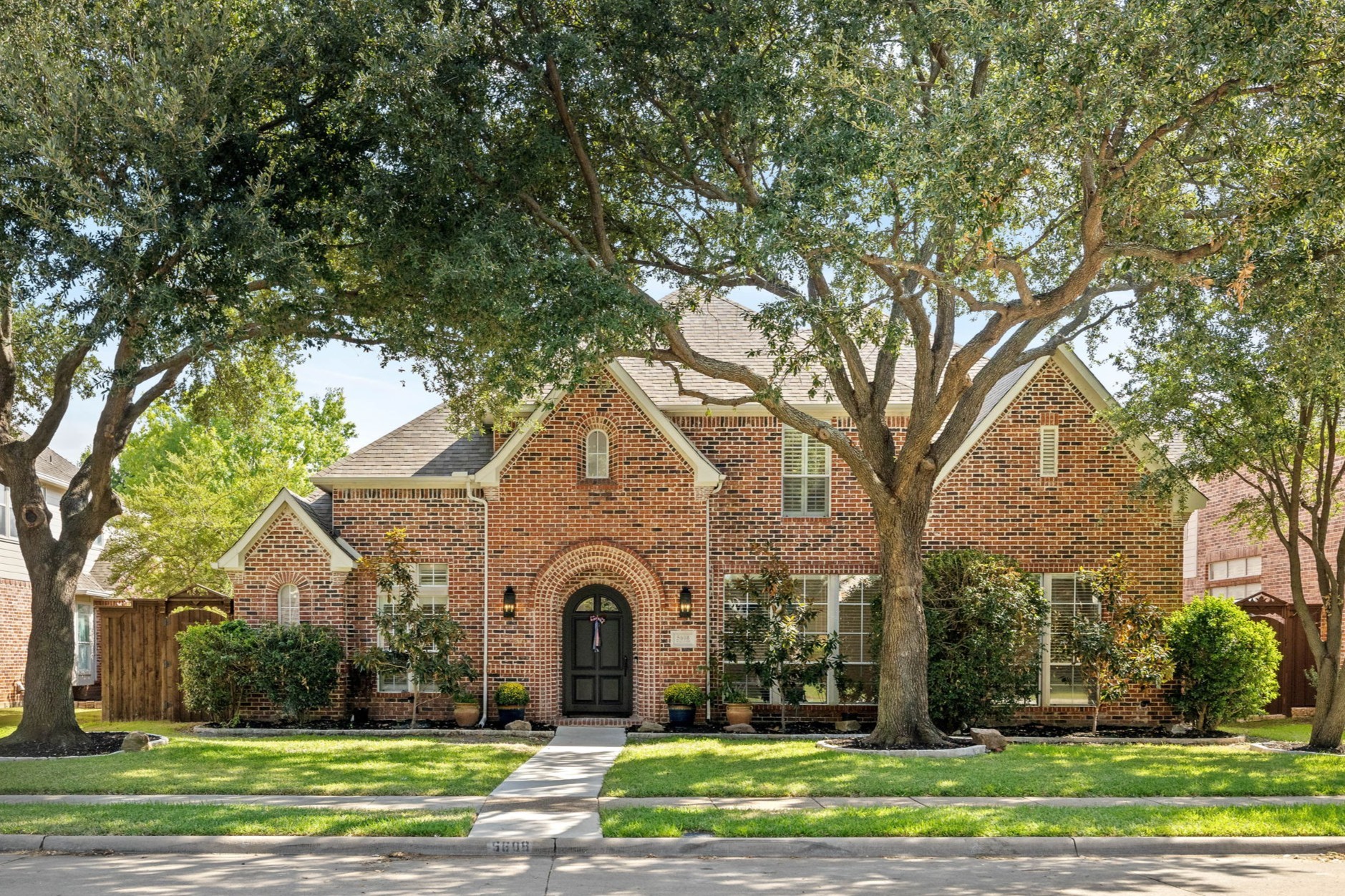 5608 Malone Drive