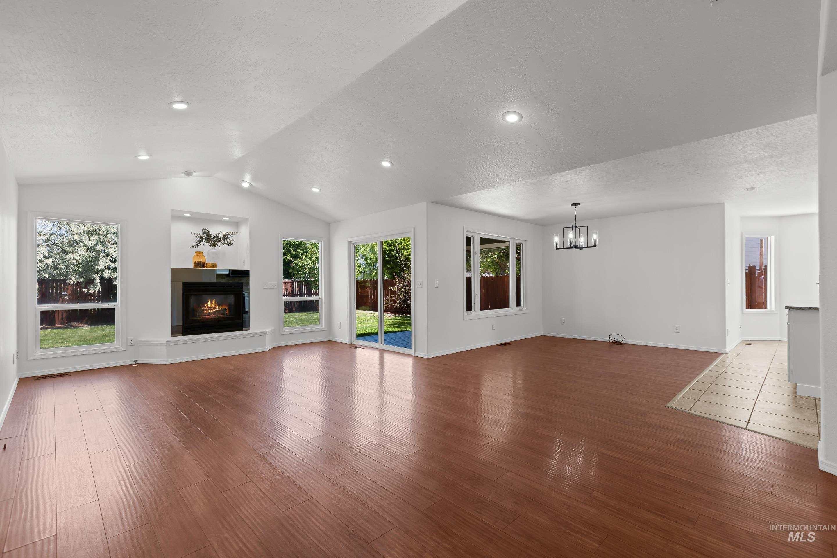 2009 Fairoaks Drive