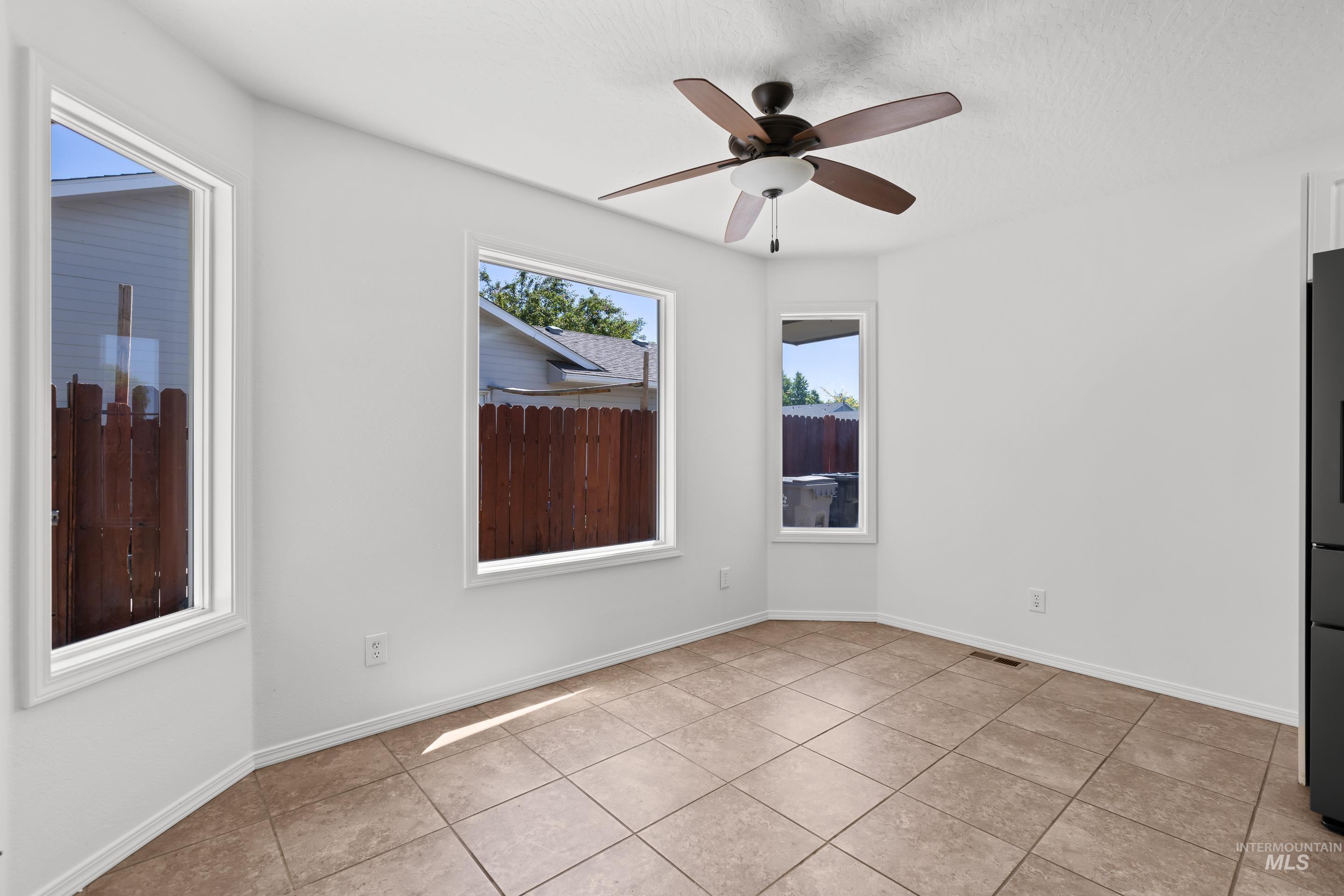 2009 Fairoaks Drive