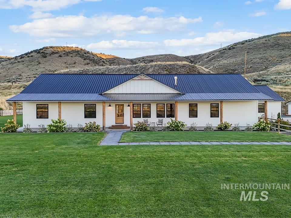 3500 Magnolia Lane
