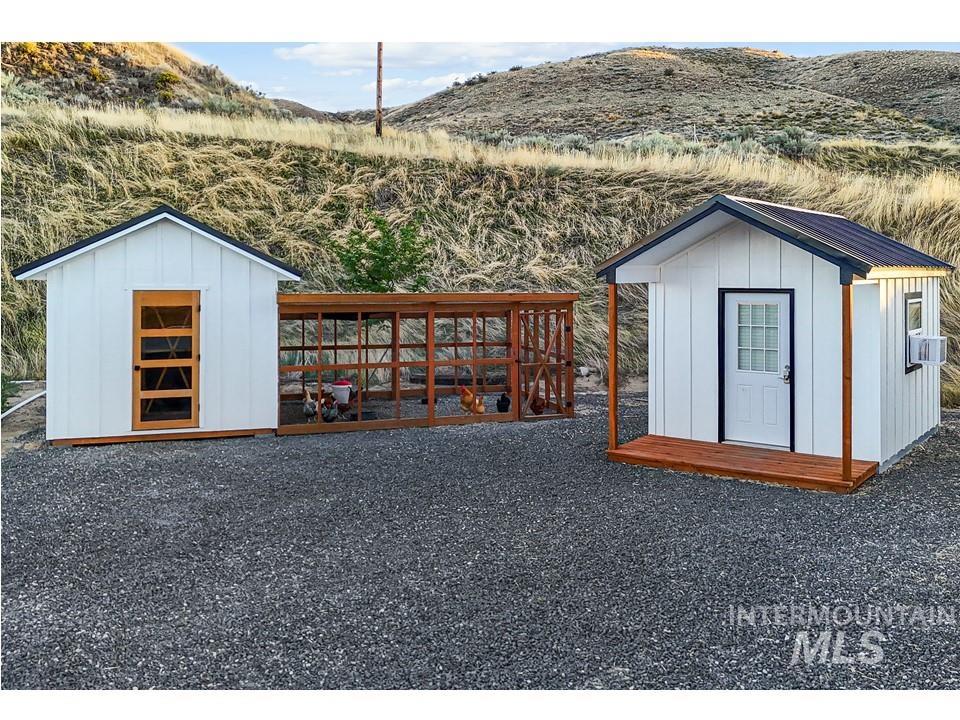 3500 Magnolia Lane