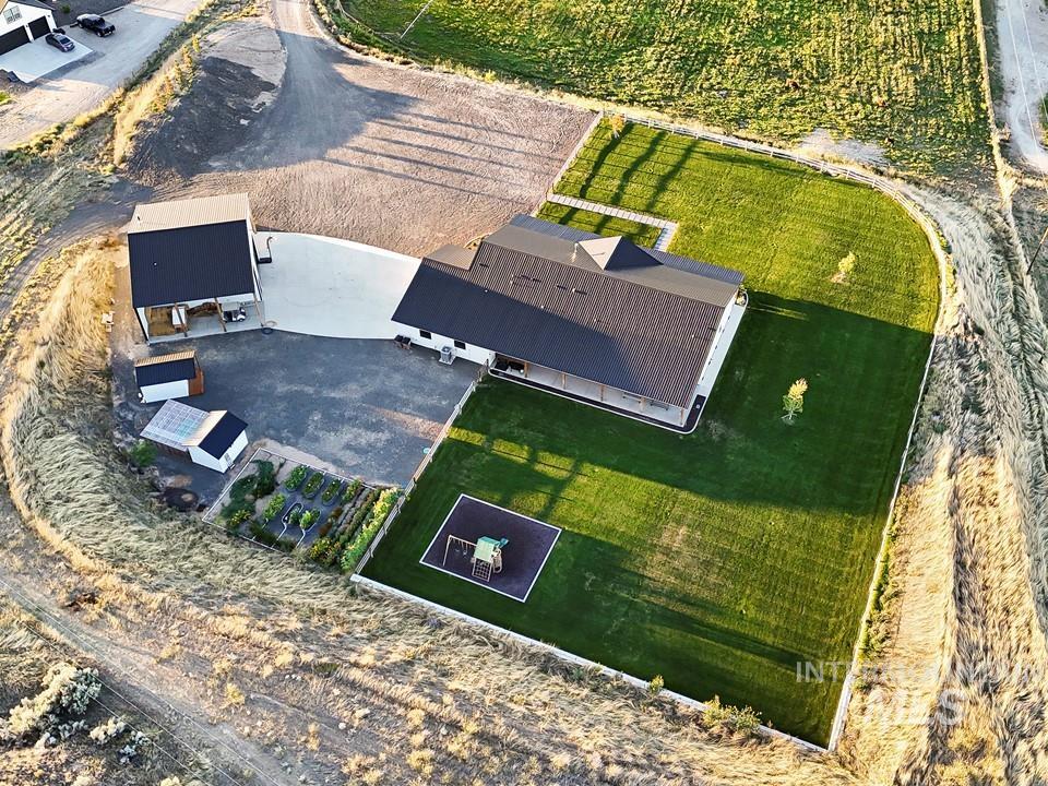 3500 Magnolia Lane