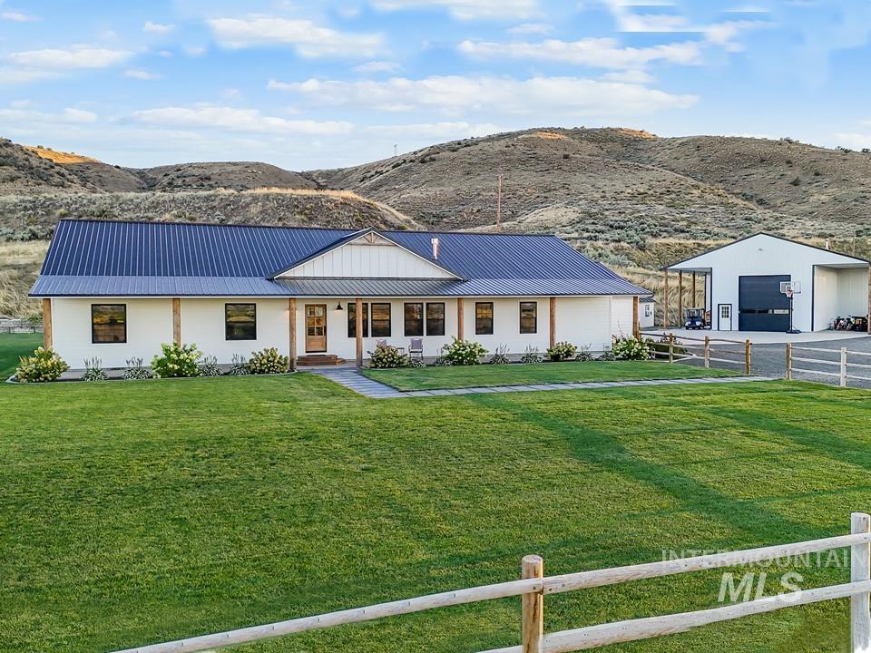 3500 Magnolia Lane