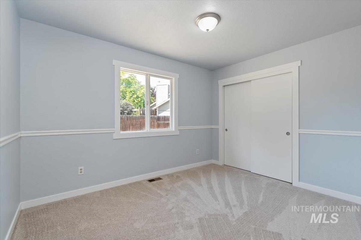 6205 W Parapet Ct