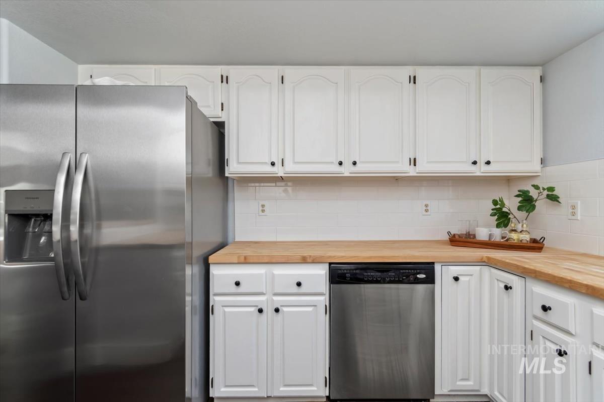6205 W Parapet Ct