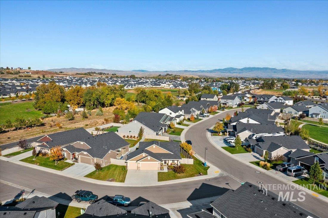 3174 N Greengate Way