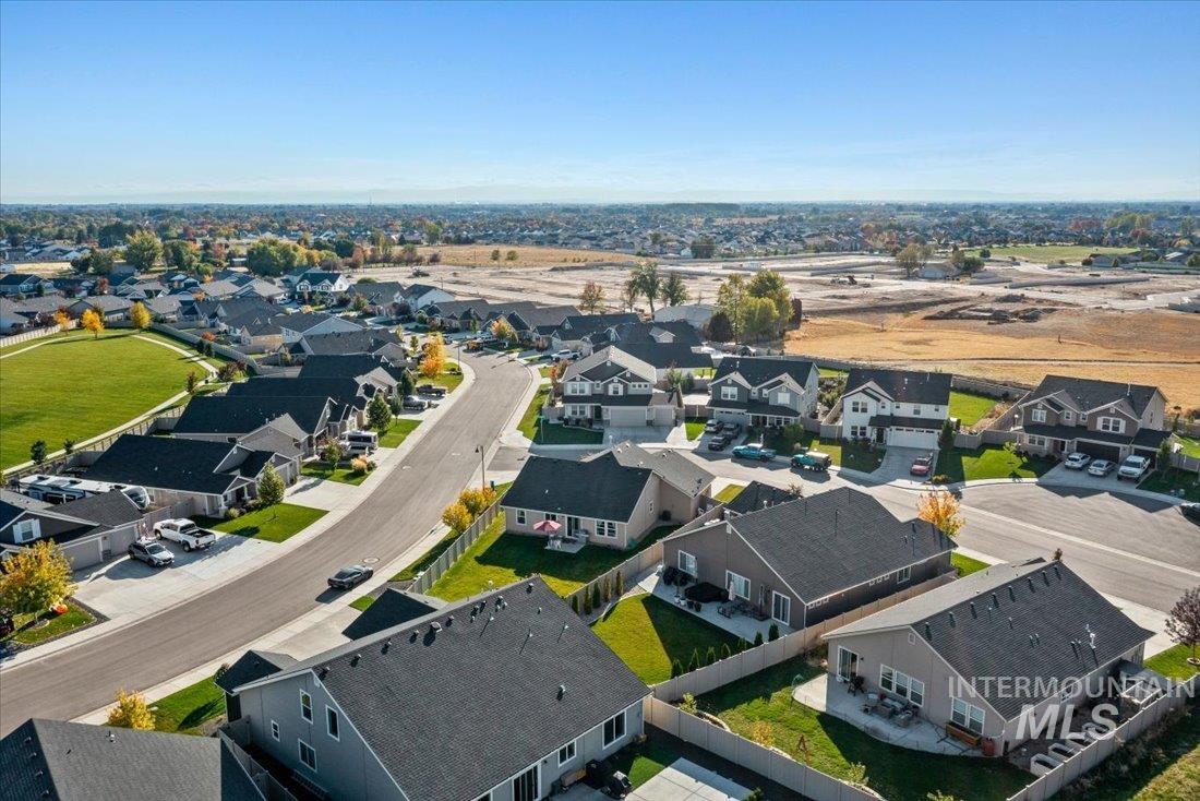 3174 N Greengate Way