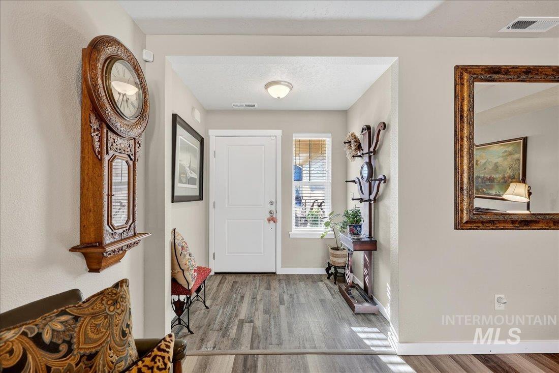 3174 N Greengate Way