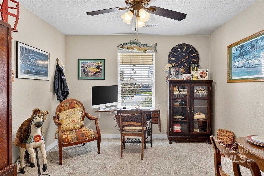 3174 N Greengate Way