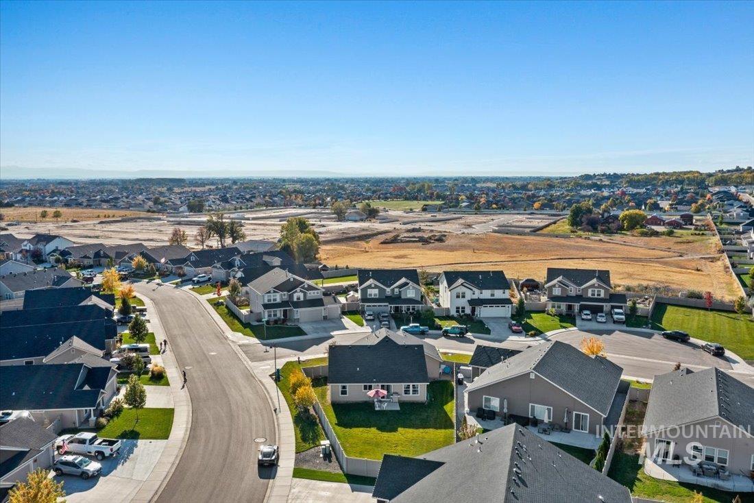 3174 N Greengate Way