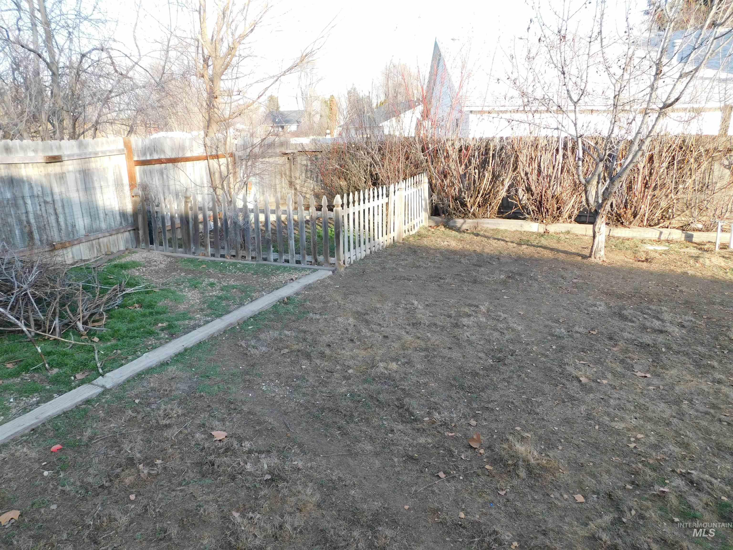 1416 Sunflower Court