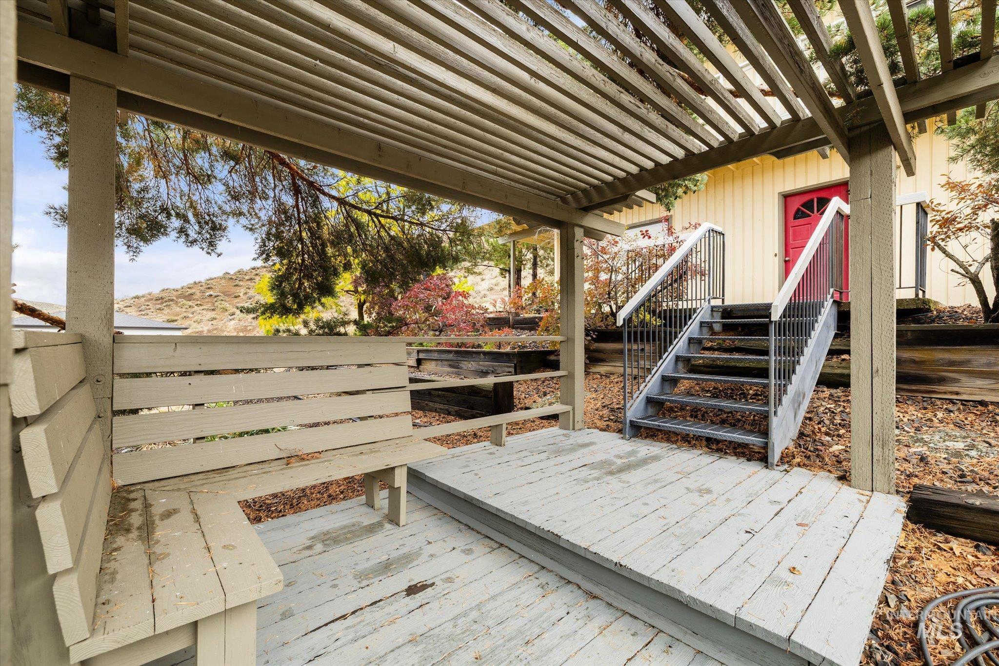 8200 W Spring Creek Way