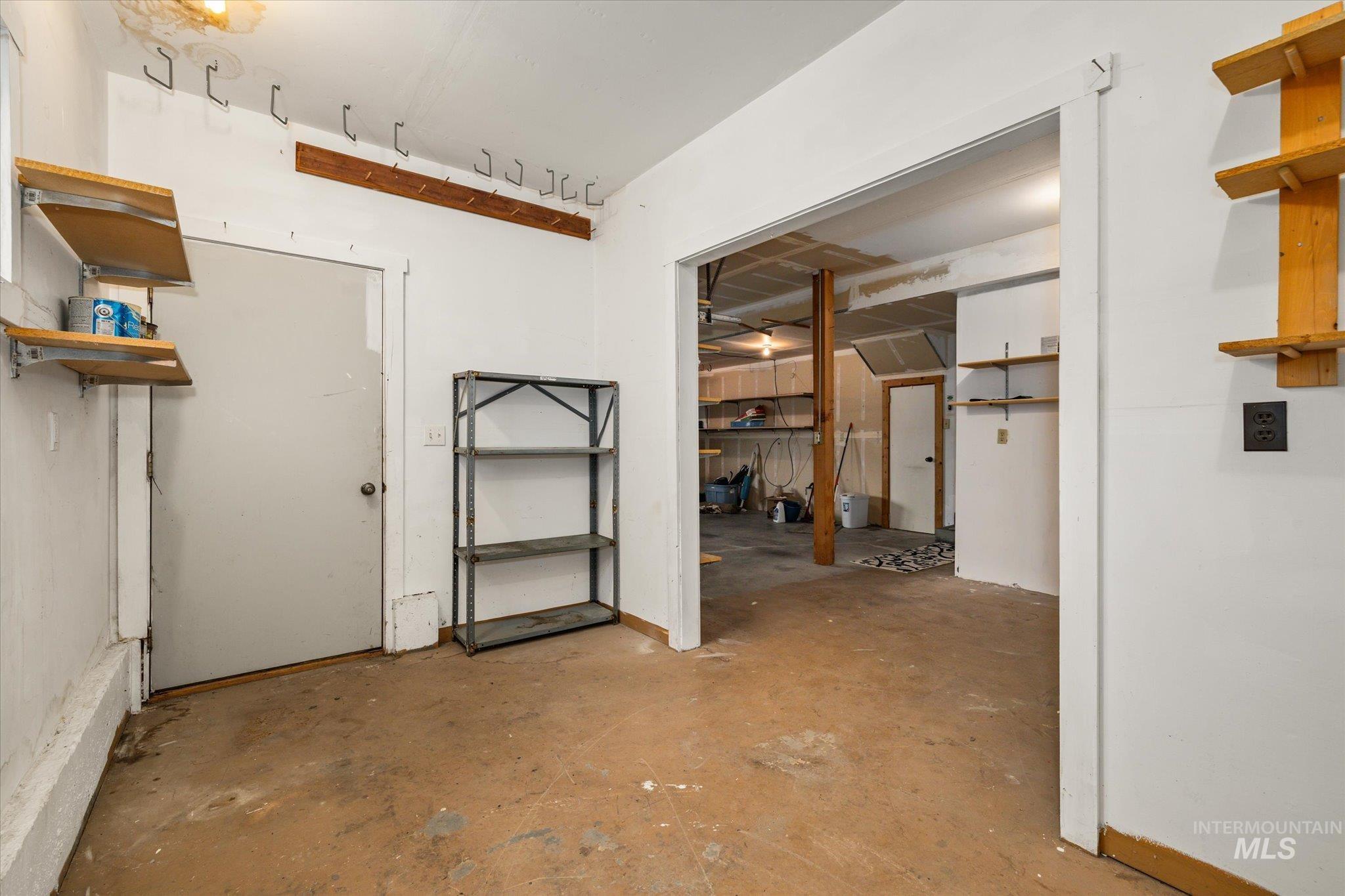 8200 W Spring Creek Way