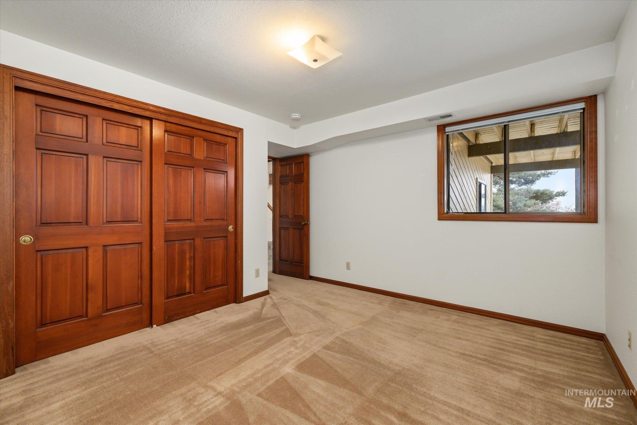 8200 W Spring Creek Way