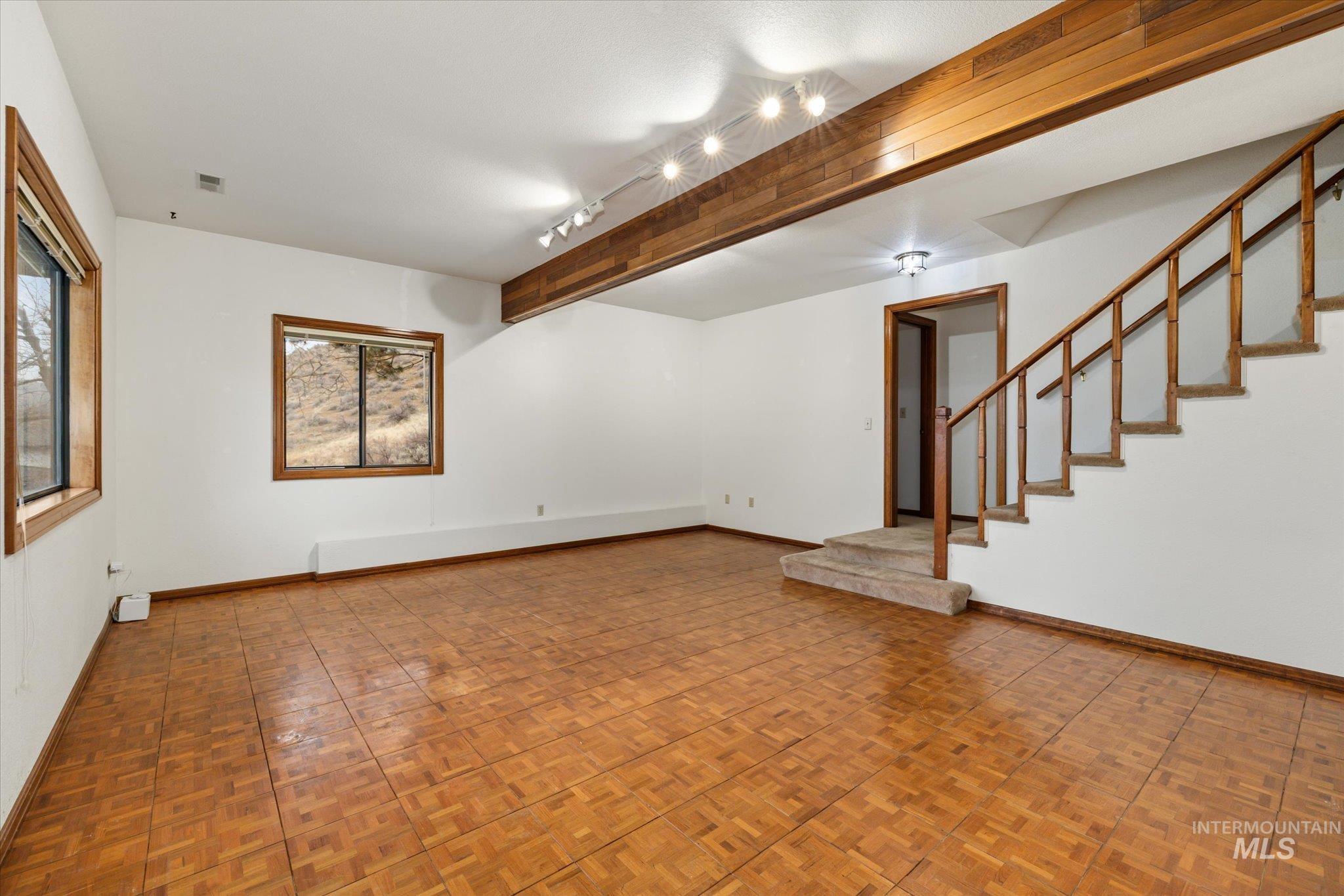 8200 W Spring Creek Way