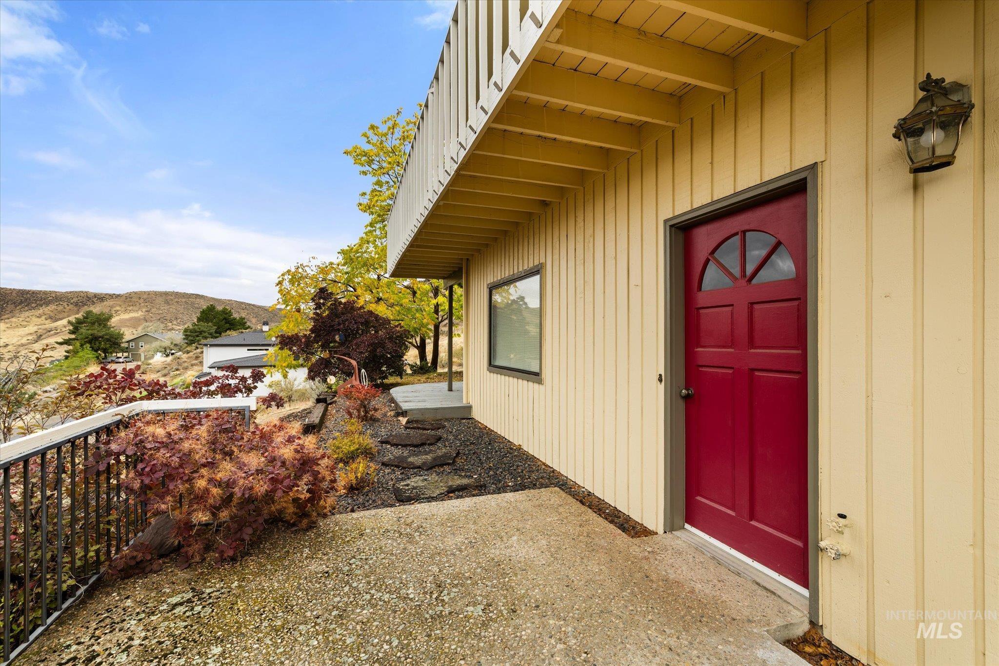 8200 W Spring Creek Way