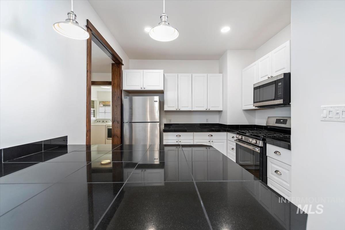 201 W 1st Street