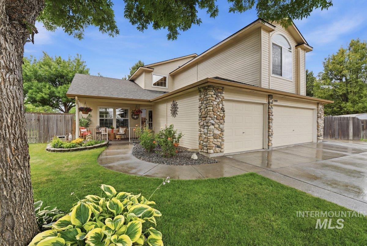 4865 N Maidstone Pl