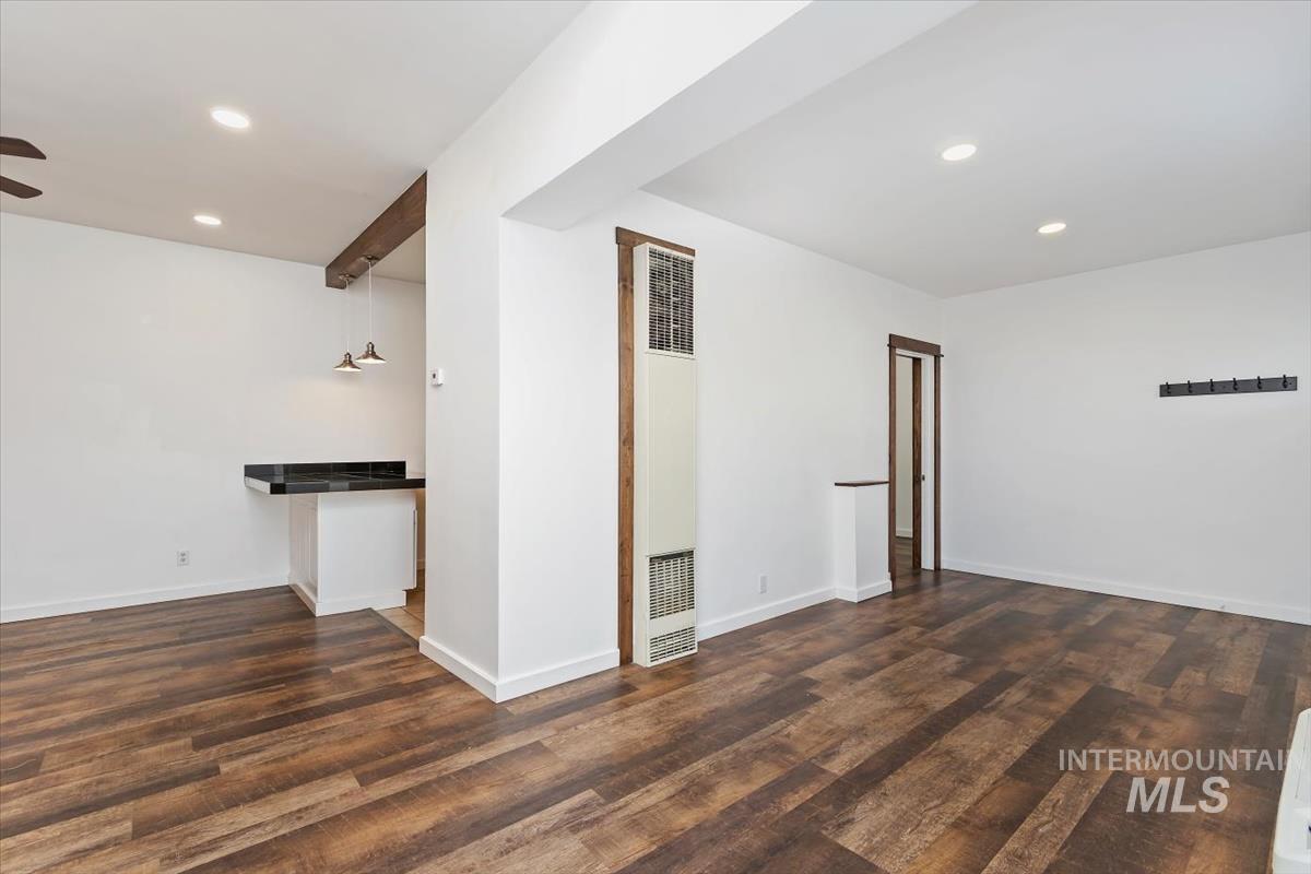 201 W 1st Street