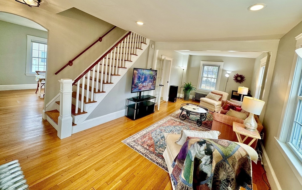 26 Bella Vista Ave