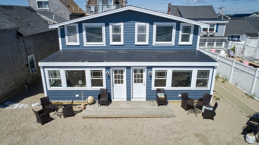 240 North End Blvd